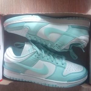 Teal dunk low twist